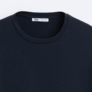 Zara Men's Navy Long Sleeve Tee